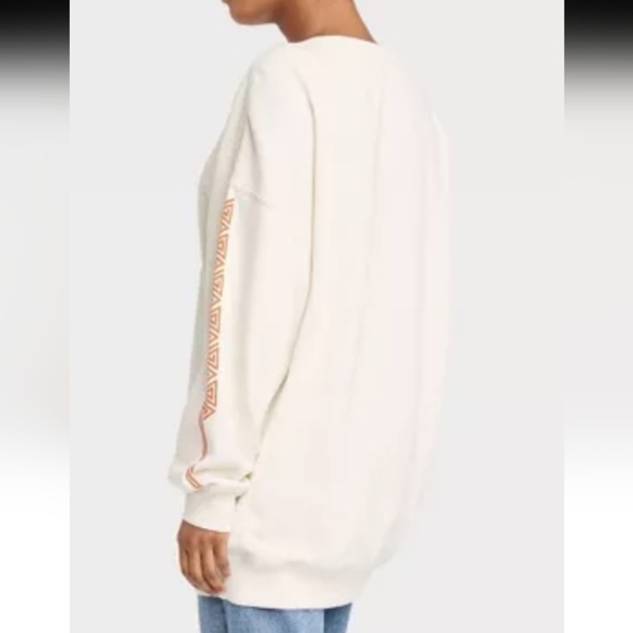 NWT Women’s Marvel Wakanda Forever Graphic Sweatshirt Cream M. - Picture 3 of 10